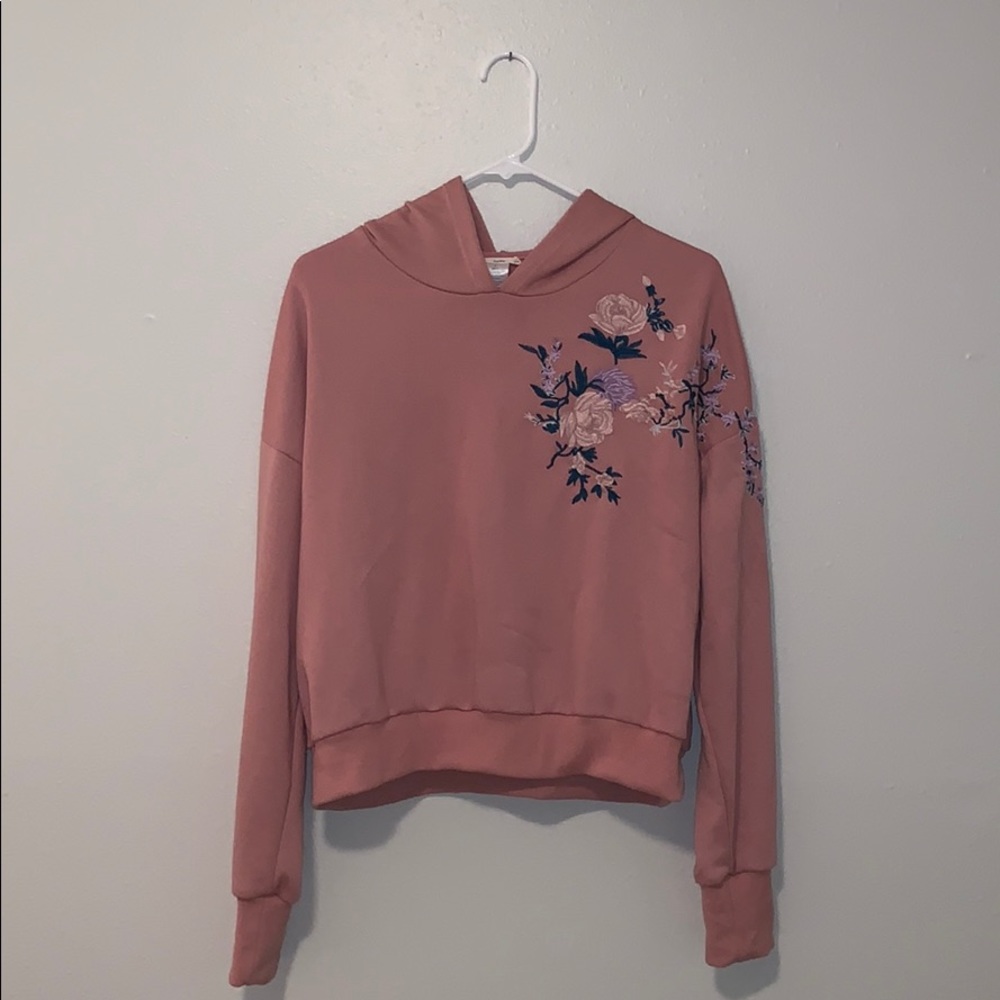 InTu cropped pink floral hoodie